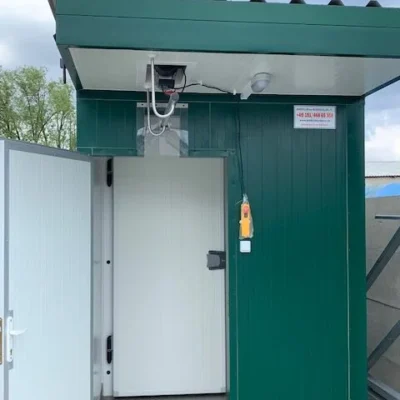 container with anteroom 5x2 2
